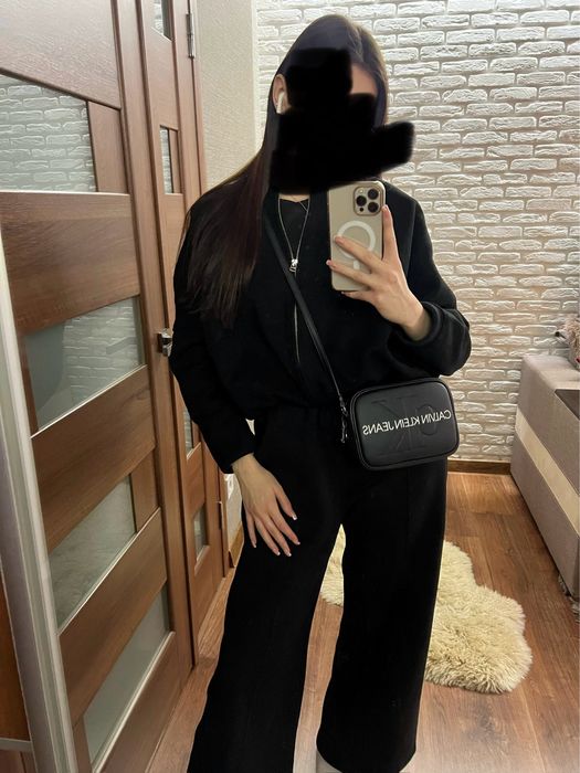 Чорний костюм ZARA на флісі/розмір М/чудовий стан