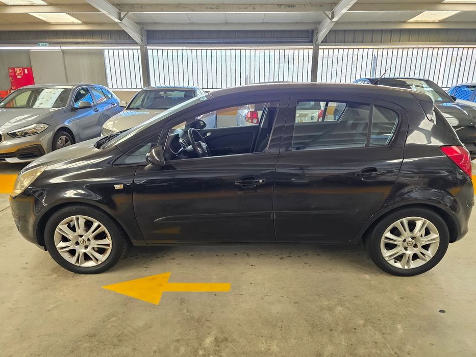 Opel Corsa 1.2 Enjoy