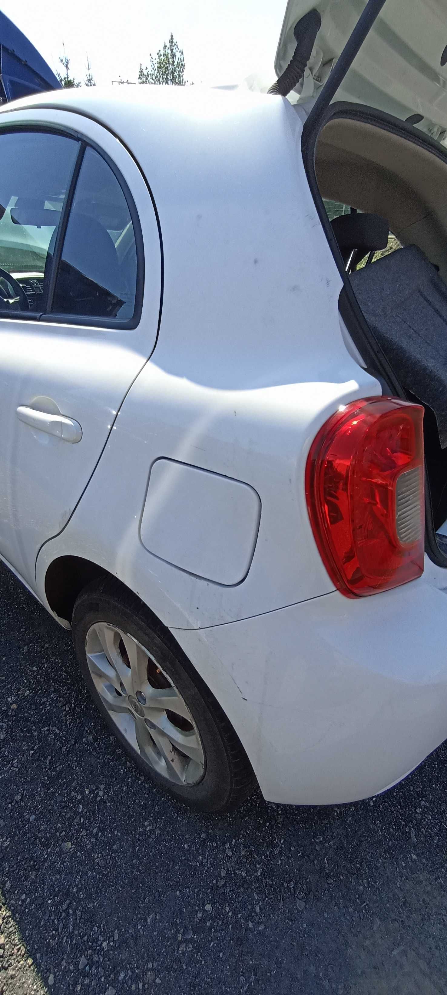 zderzak tył tylny nissan micra k13  lak qm1