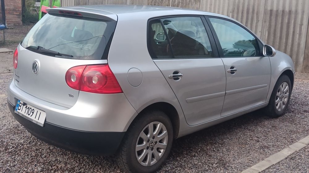 Volkswagen Golf 1.6 mpi
