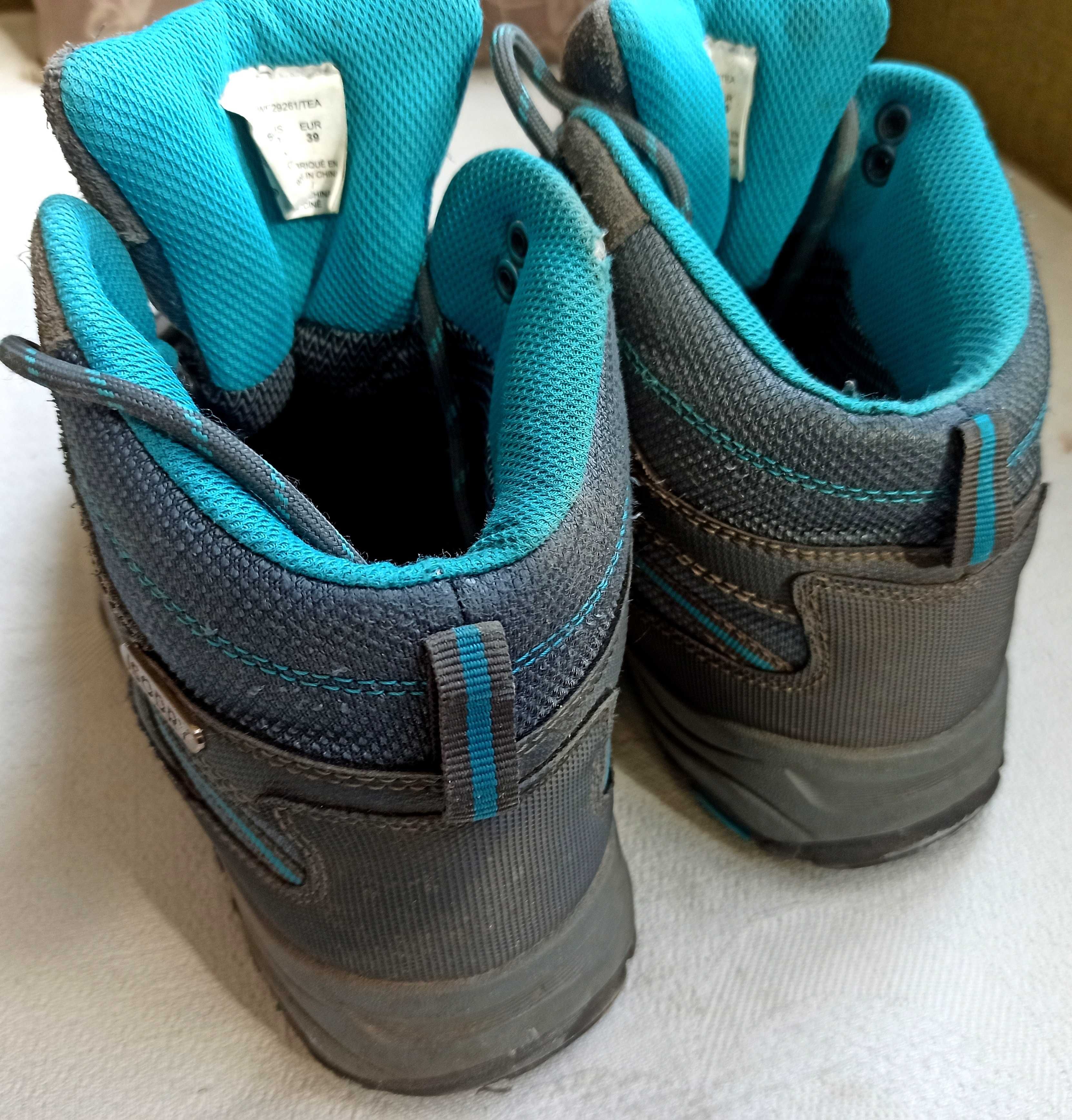 Продам ботинки, кроссовки mountain warehous 39 размер стелька 25см