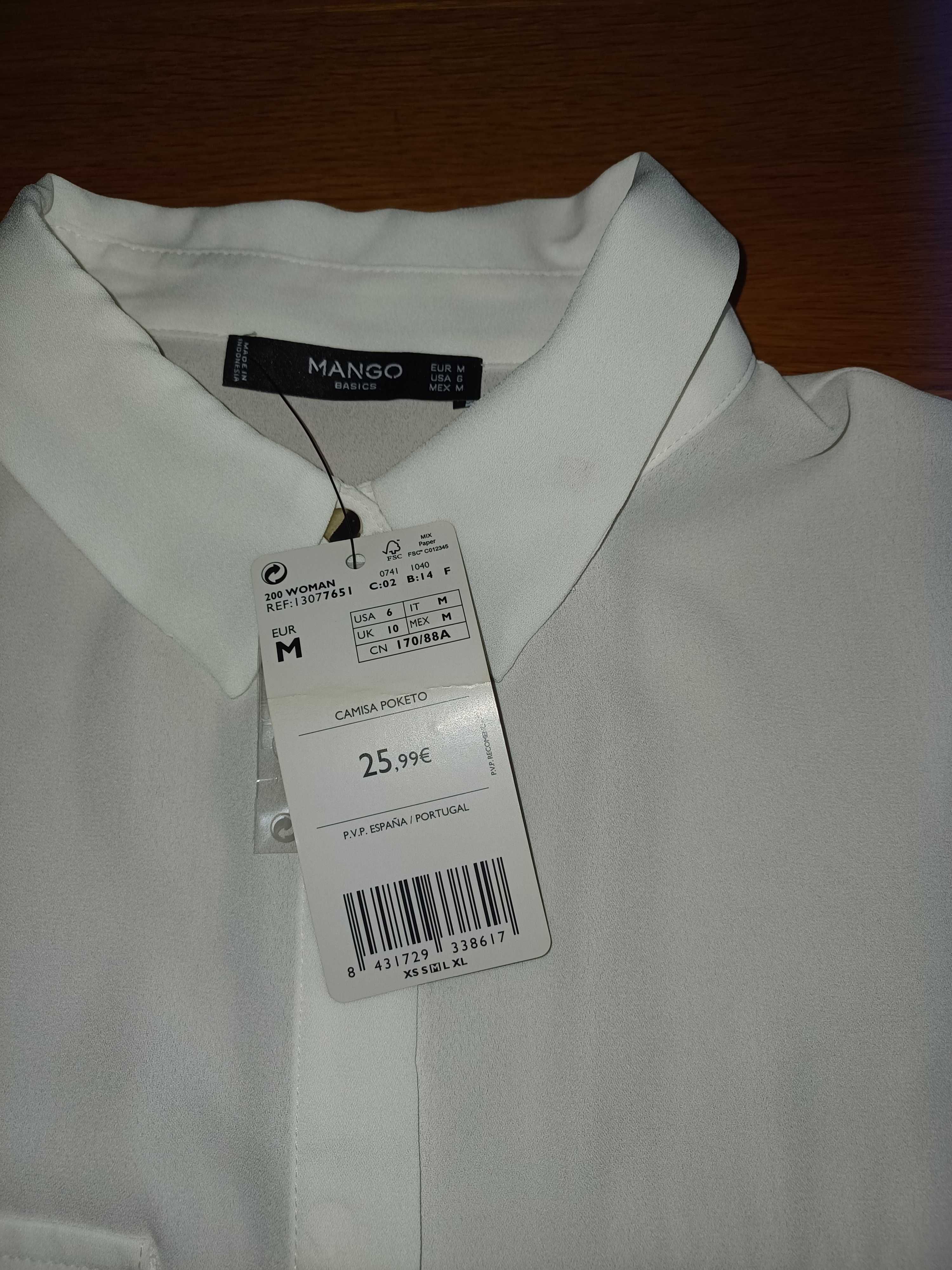 Camisa branca da Mango com etiqueta