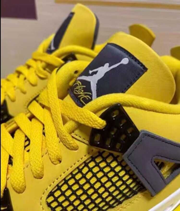 Jordan 4 rétro Lightning.38