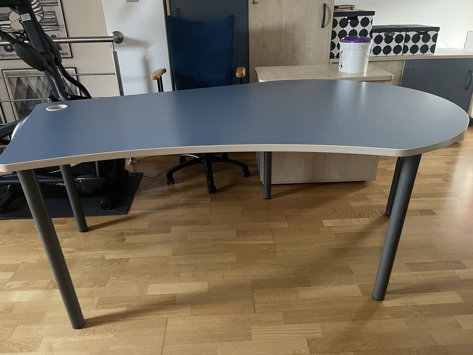 Meble biurowe - biurko + kontenerek