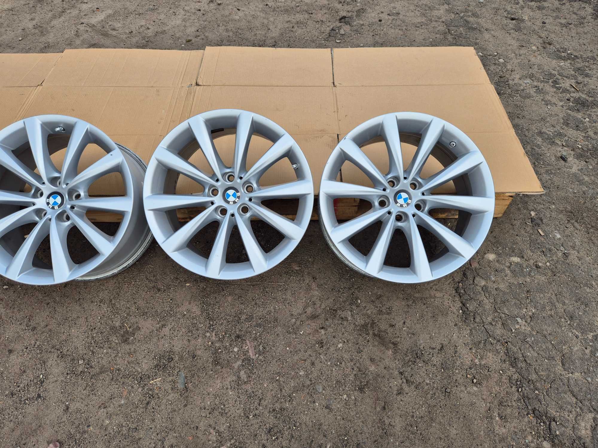 Komplet Felg Felgi 18" Cali 5x120 ET30 BMW 7 G11 G12 G30 G31 X3 X4