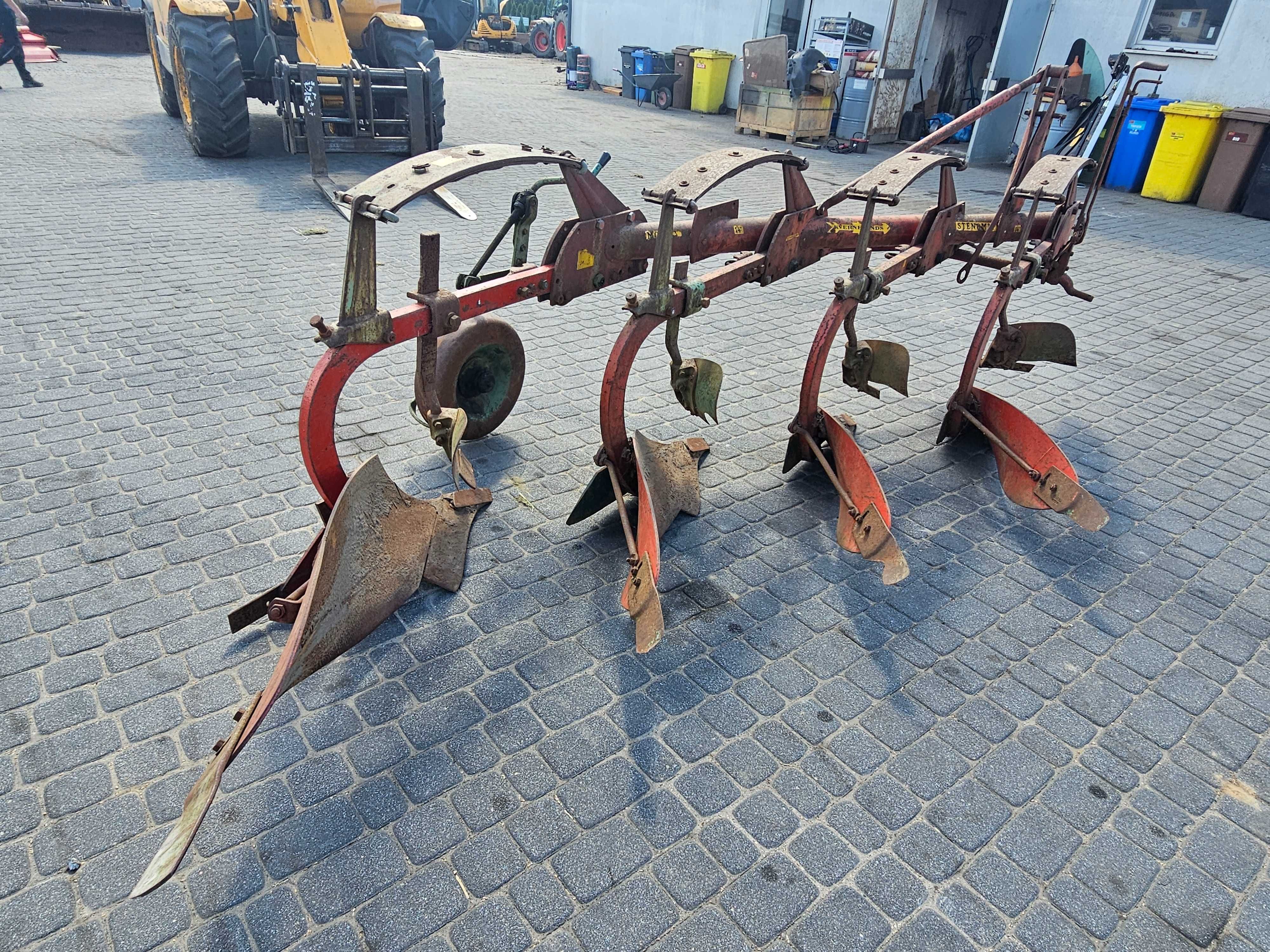 Pług Kverneland 4 Skibowy Zagonowy