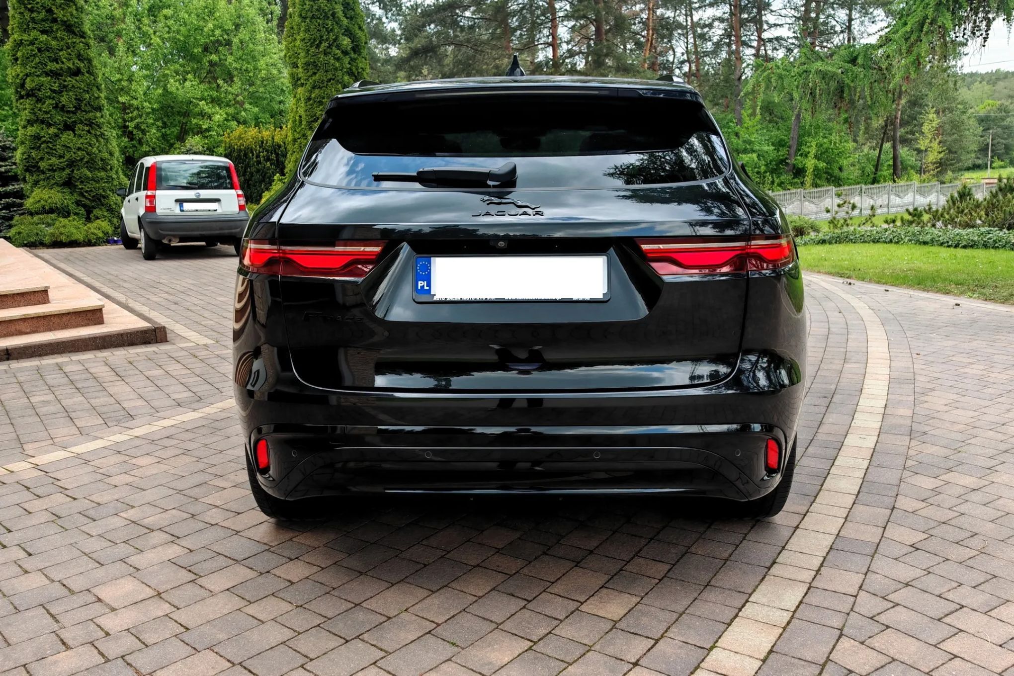 Jaguar F-Pace GWARANCJA 2.5 250KM R-DYNAMIC SE 1wł SALON PL 68000km jak NOWY fv23%