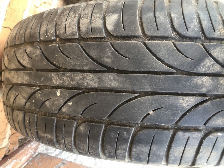 Літня резина одна Шина Колесо