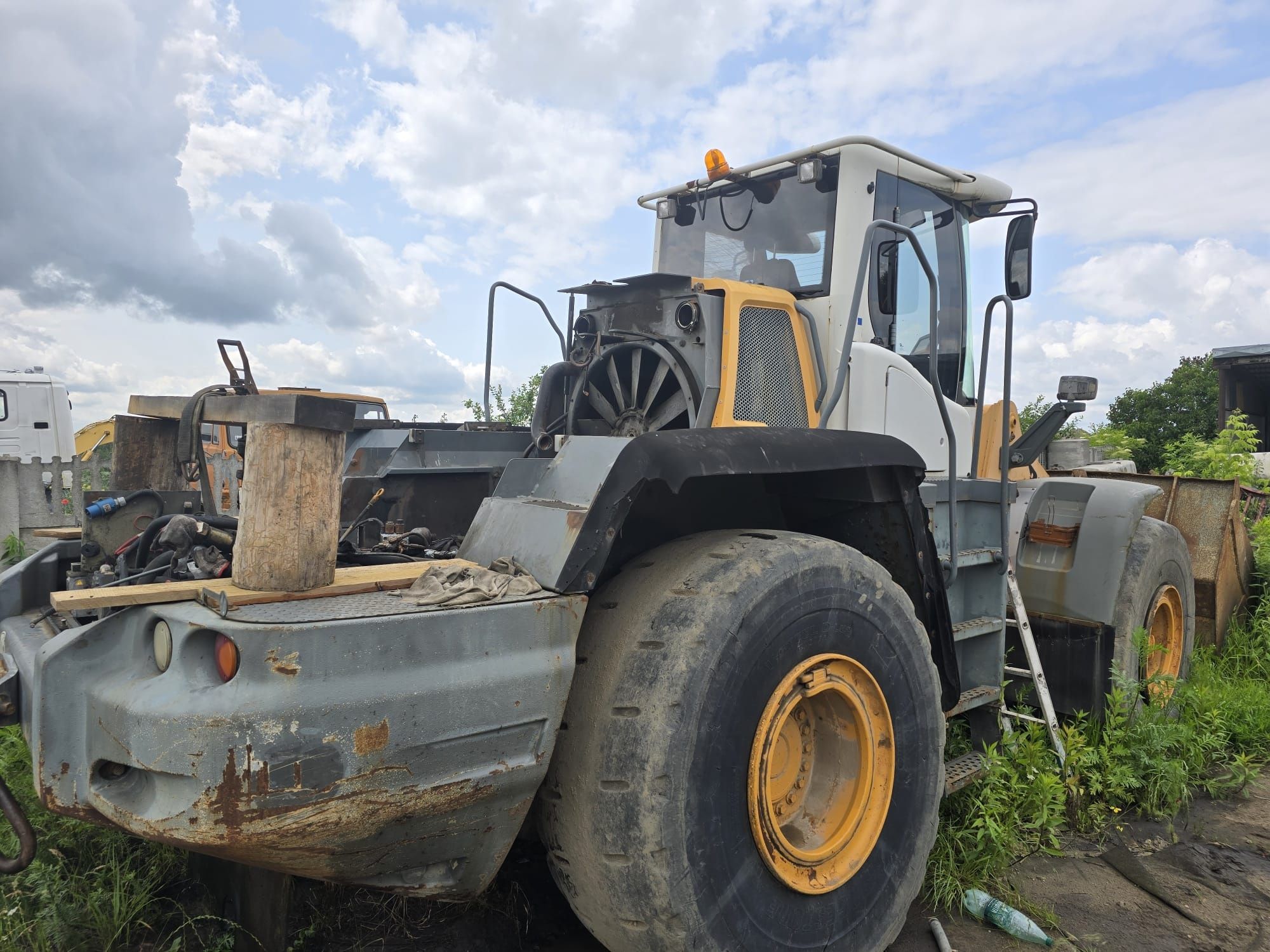 Ładowarka Liebherr 566