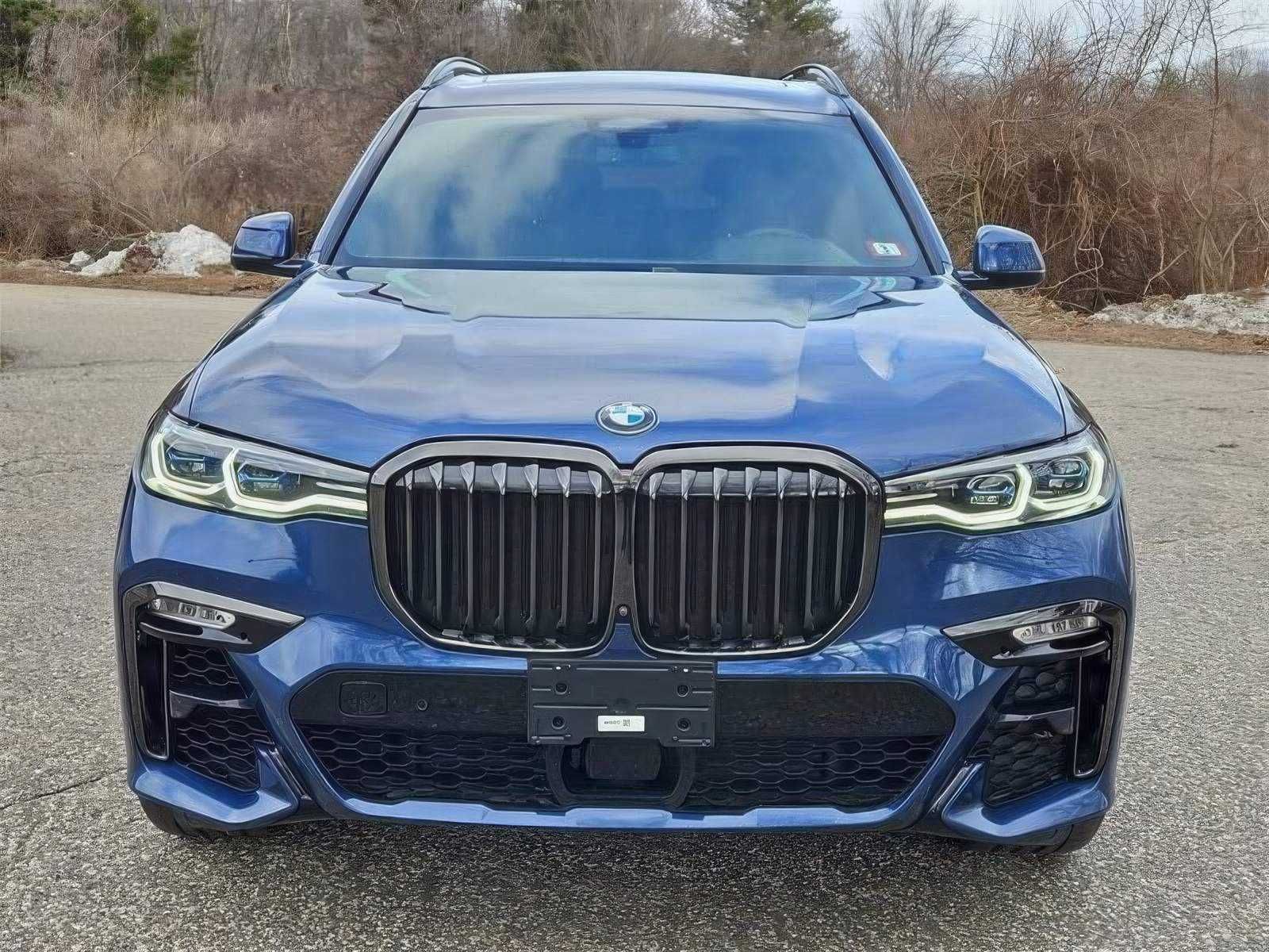 2021     BMW     X7