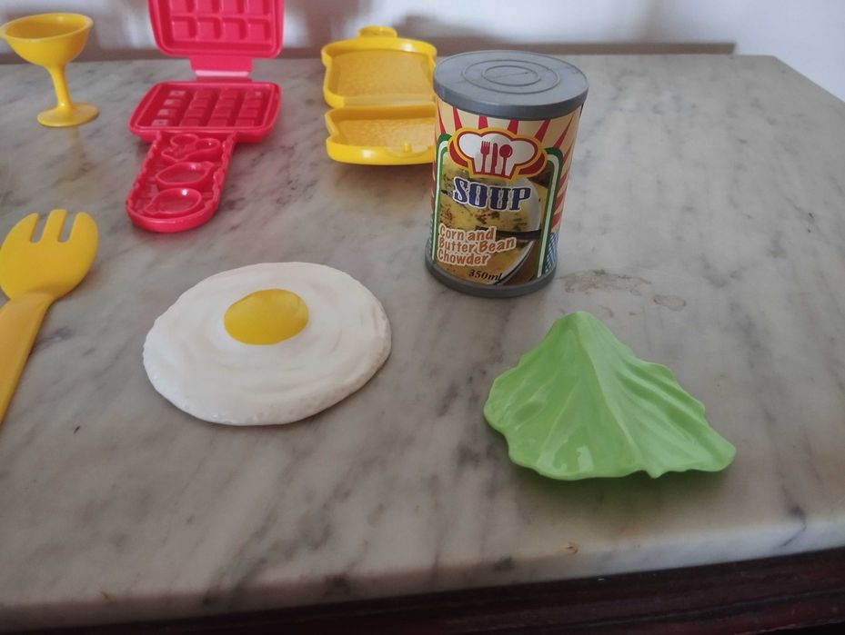Conjunto de cozinha para brincar.