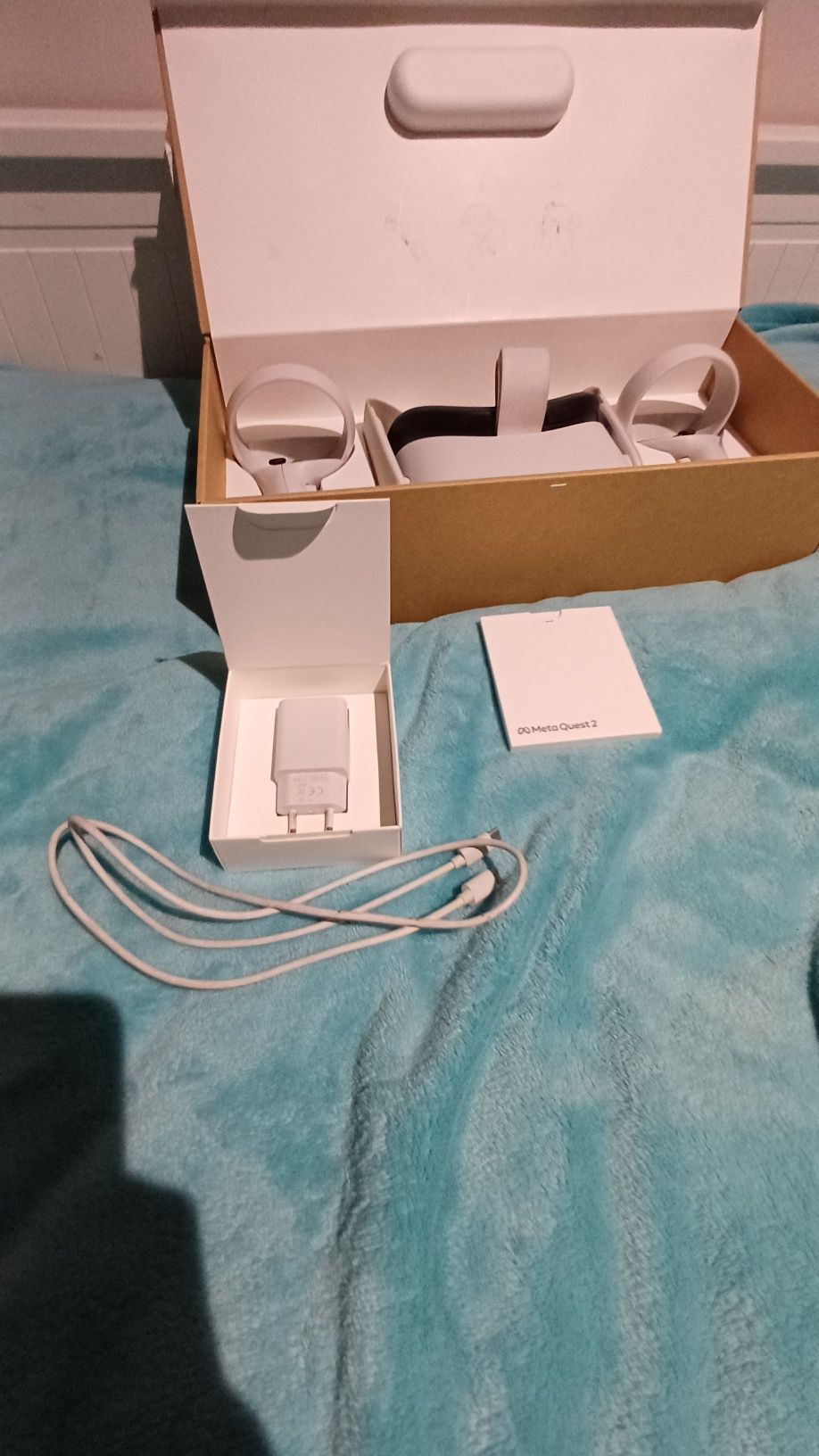 Meta Quest 2 [Duża pamięć - 256 GB) ,Oculus
Sprzedaję