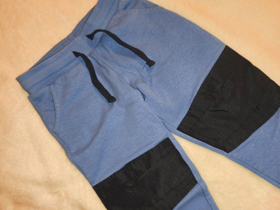 Spodnie dresowe dla chłopca rozm. 86/92