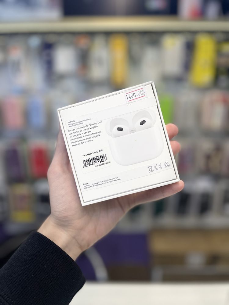 Безпровідні навушники Apple AirPods 3