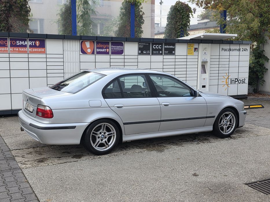 BMW 525i m sport mały przebieg