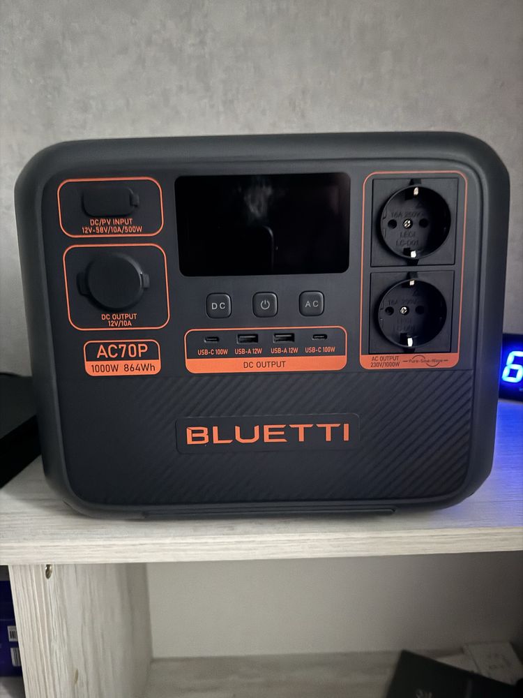 Продам зарядну станцію Bluetti