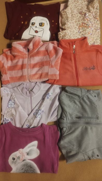 Bluzy dziewczęce 110/116