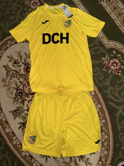 Оригінальна футболка та шорти клубу Металіст 1925