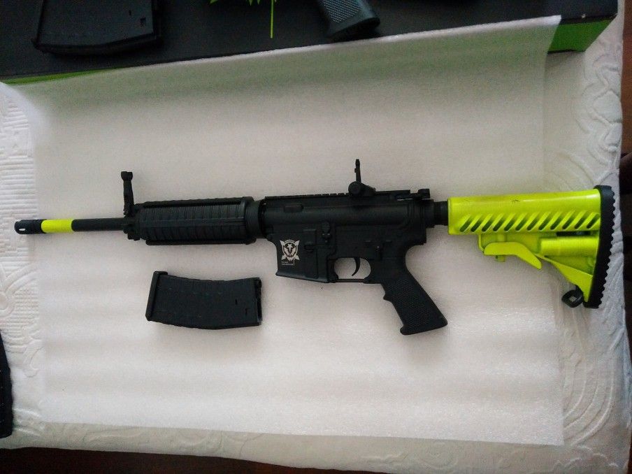 Réplicas e acessórios de Airsoft