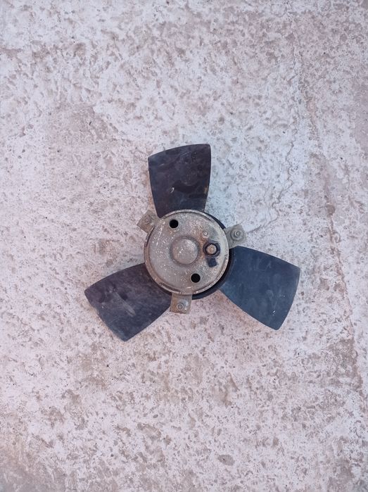 Электродвигатель охлаждения радиатора VW T3