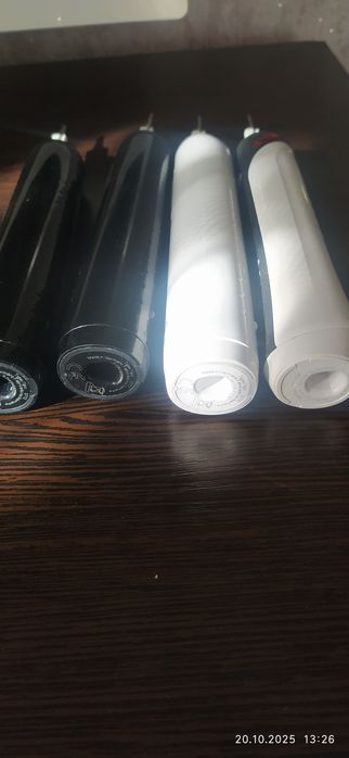 Електрична зубна щітка Oral-B.