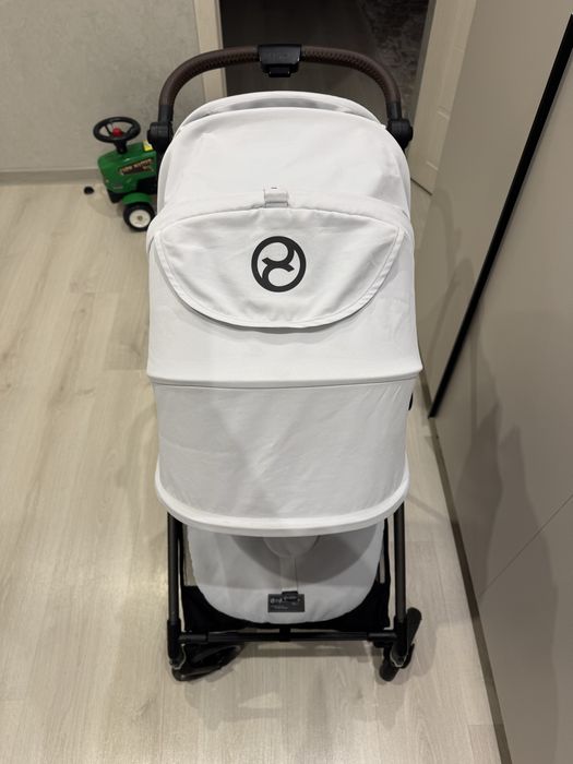 Прогулянкова коляска Cybex Melio Fog Grey