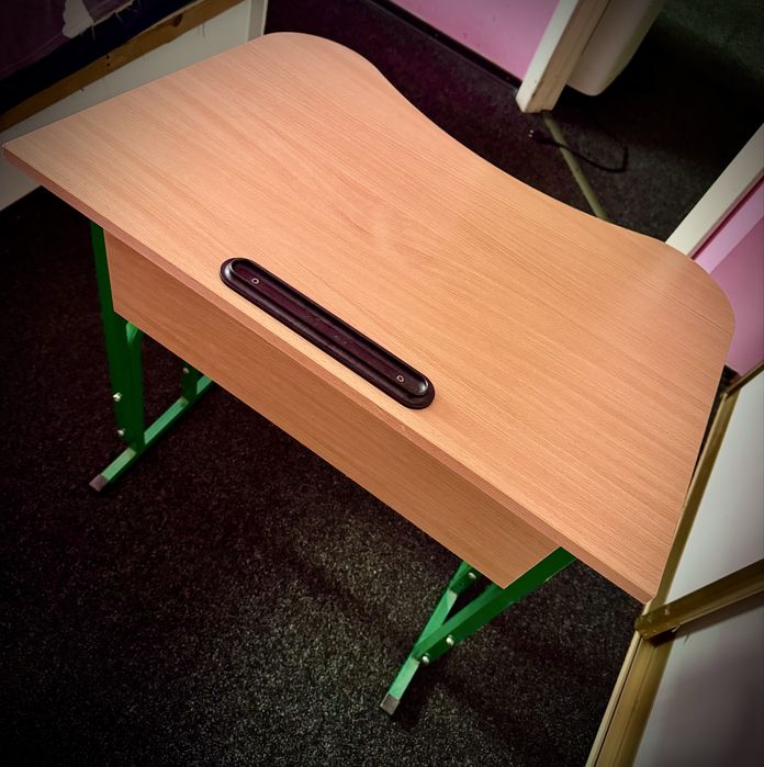 Шкільна парта дитяча стол стіл