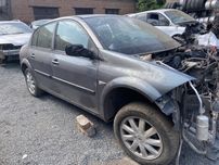 Дверь передня Renaut Megane 2 седан універсал