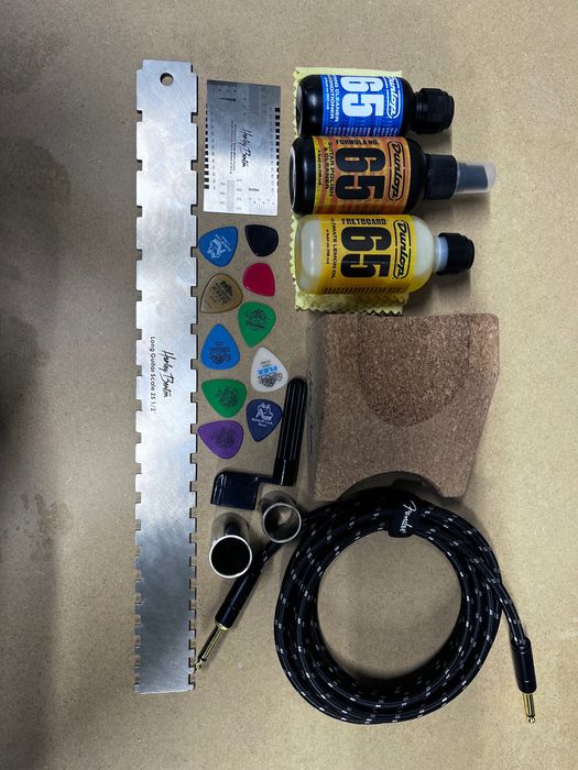 Yamaha Pacifica 012 nowe struny + kabel Fender i inne. Jak nowa.