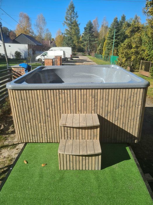 BALIA KWADRATOWA - spa bania jacuzzi rozbudowany konfigurator