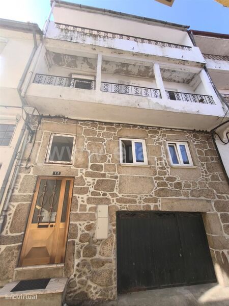 Moradia T2 / Seia, Seia, São Romão e Lapa dos Dinheiros