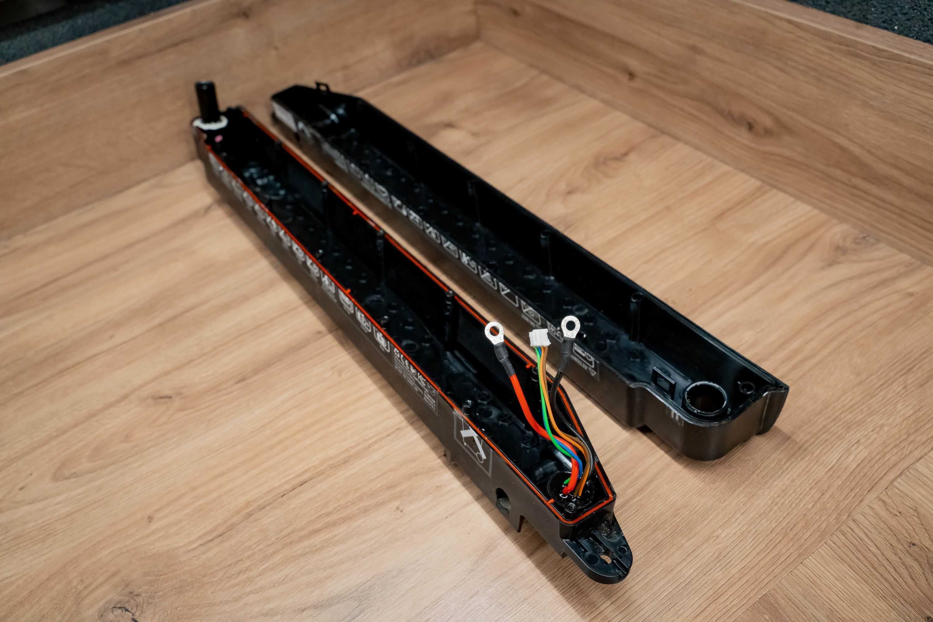 Obudowa baterii Turbo Levo M1 SBC-06 SBC-07 SBC-08