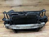 Pas przedni Audi A4 B7 Automat