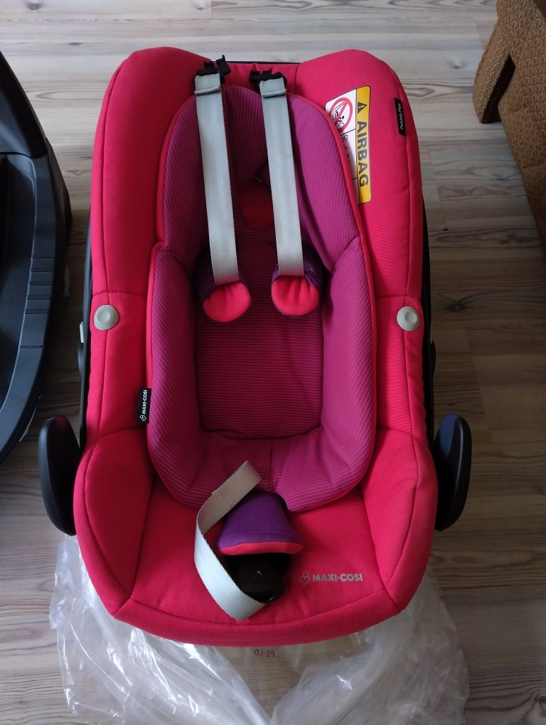 Maxi Cosi Pebble Plus + baza