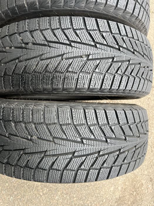 Резина зимова 215 60 r17 hankook