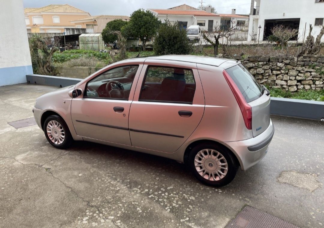 FIAT PUNTO 1.2 2000