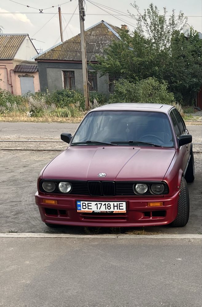 Срочно продам е30