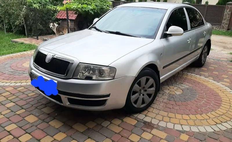 Оренда авто шкода супер б1