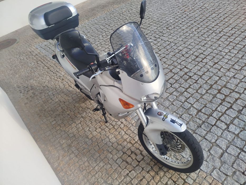Aprilia Pégaso 650 Cube em bom estado geral