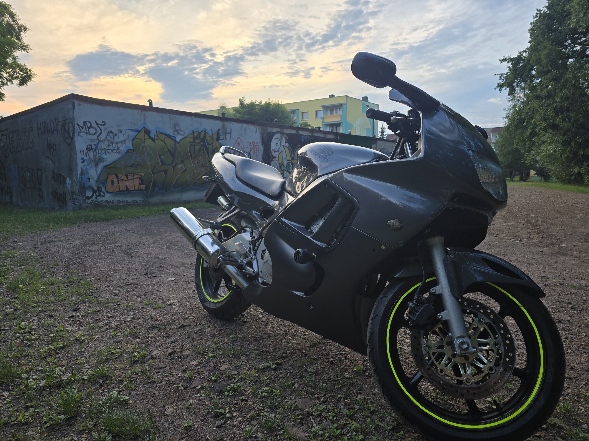 Honda CBR F3 600 polift