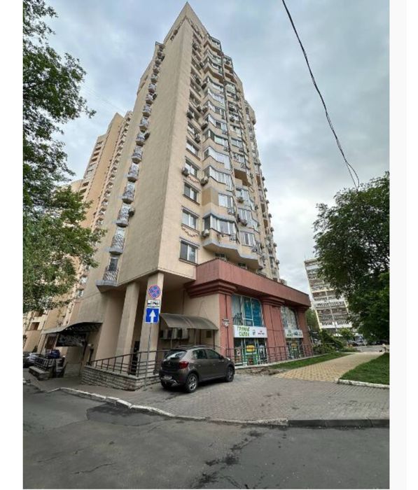 Здам в аренду підземний вул Липківського 18