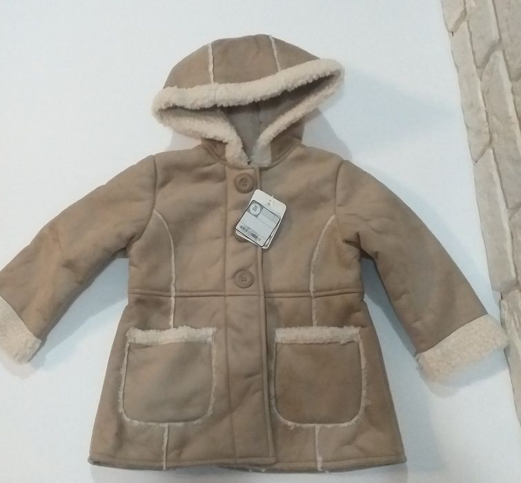 Nowy zimowy płaszcz płaszczyk kożuch kożuszek kurtka C&A roz 92
