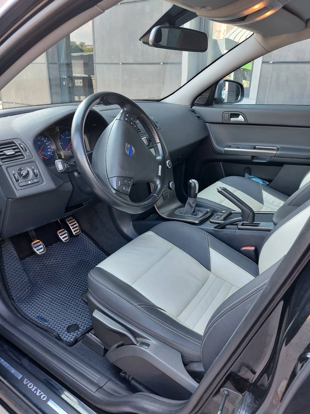 Продам Volvo V50