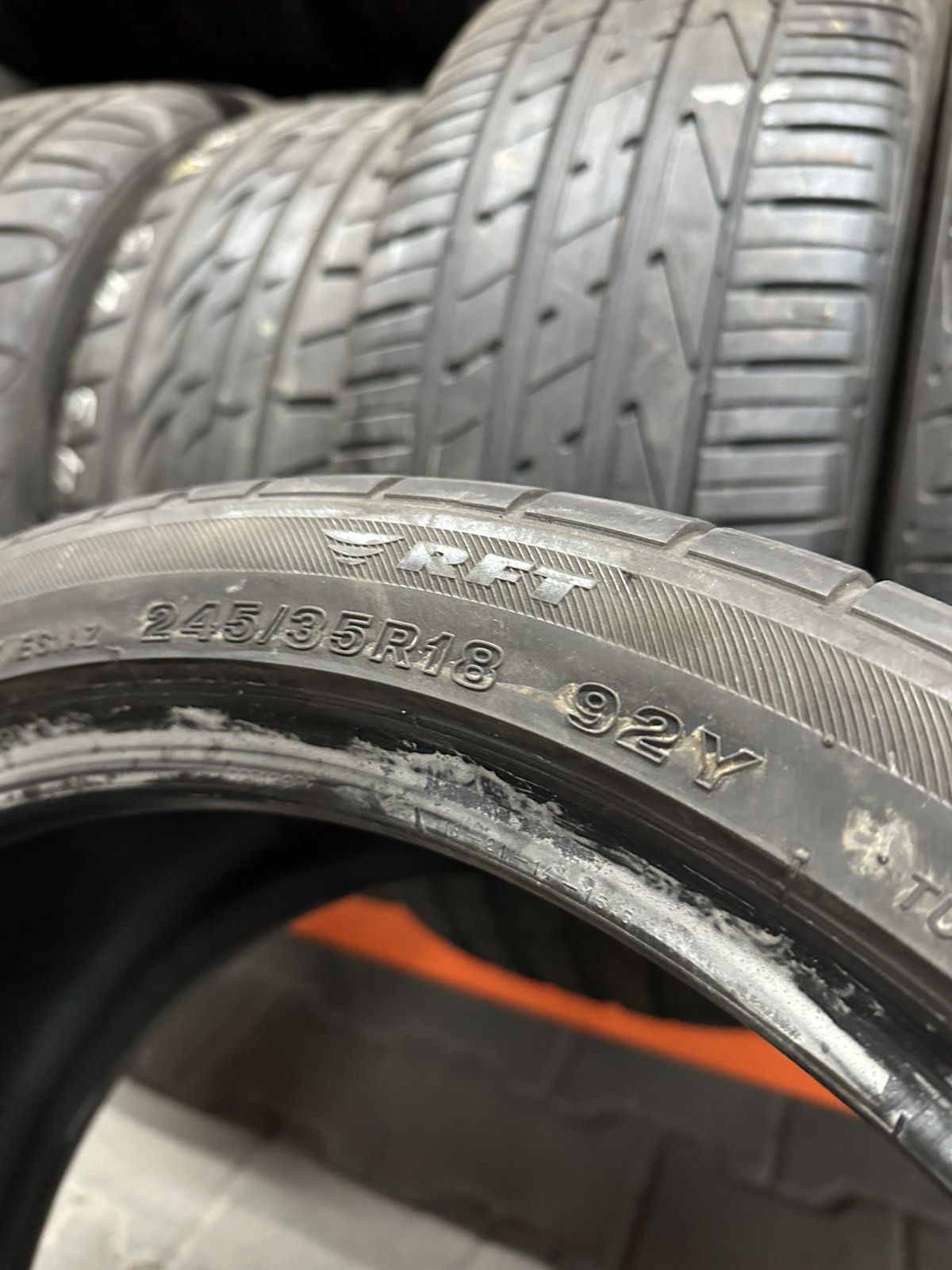 Шини Резина Літо 245/35 R18 92Y Bridgestone Potenza S001 Run Flat