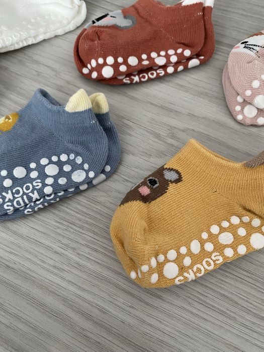 Nowe skarpetki dla niemowlaka 62 68 antypoślizgowe nowe