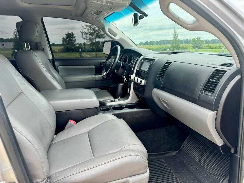 2017 Toyota Sequoia