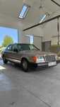 Auto do ślubu Mercedes w124