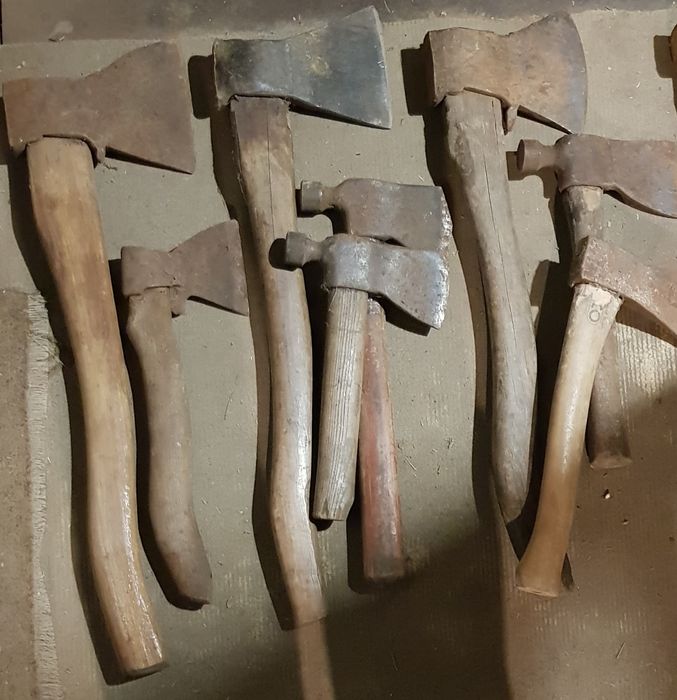 Продам Топоры хозинвентарь