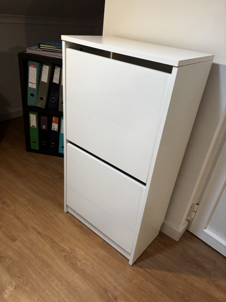 Sapateira ikea BISSA