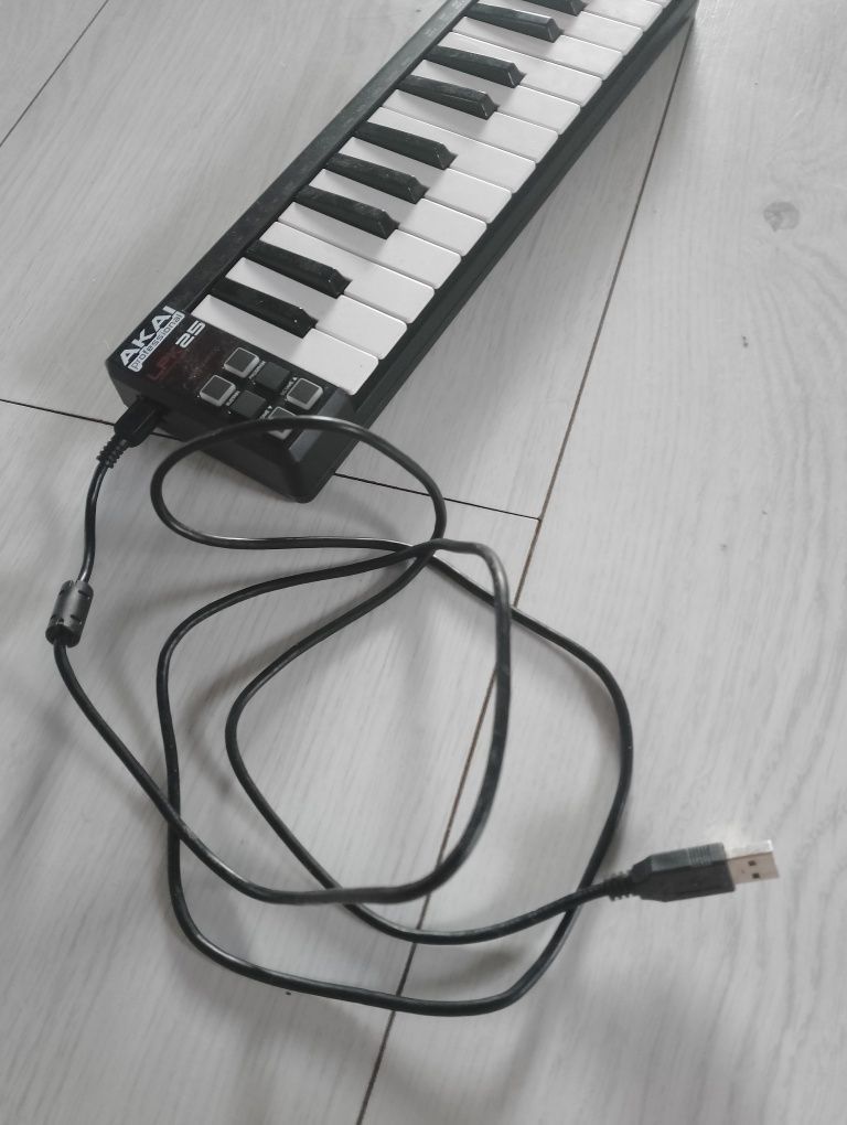 Kontroler AKAI LPK25 Professional